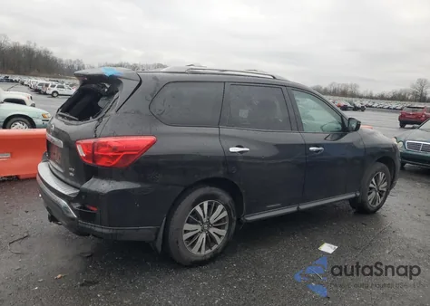 2017 Nissan Pathfinder S z USA, uszkodzony, nr VIN 5N1DR2MM1HC912934